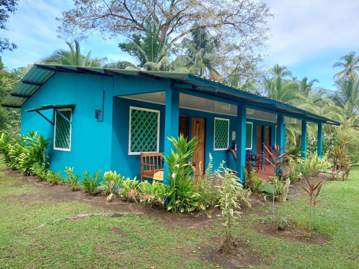 All Rankins Eco-Lodge Тортугеро Екстериор снимка